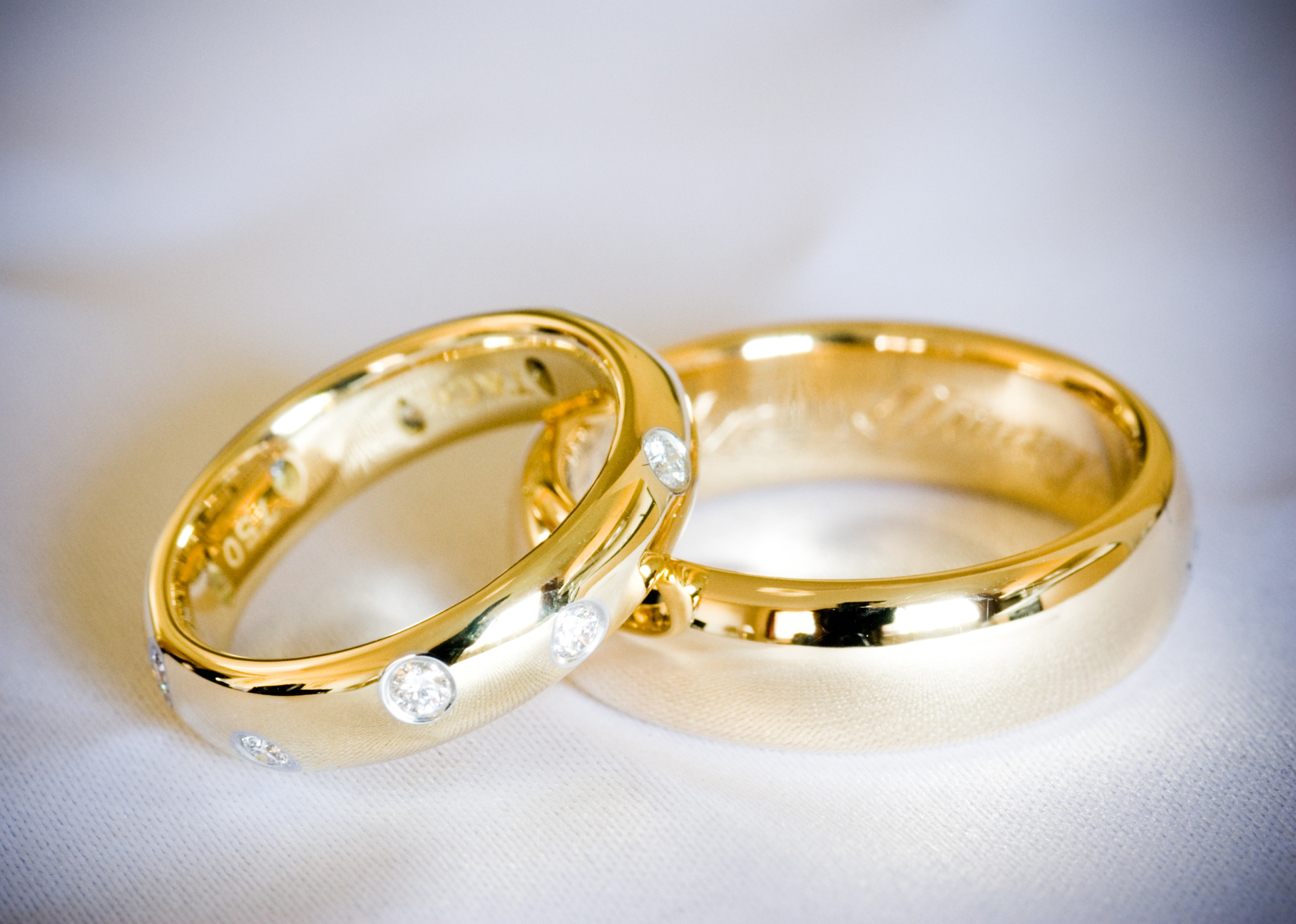 Gold Wedding Rings